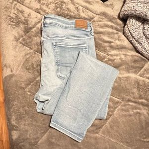 Light wash Hi Rise Jegging from AEO